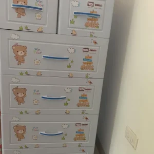 Tủ nhựa cho bé Song Long Panda 4 tầng 5 ngăn – T464