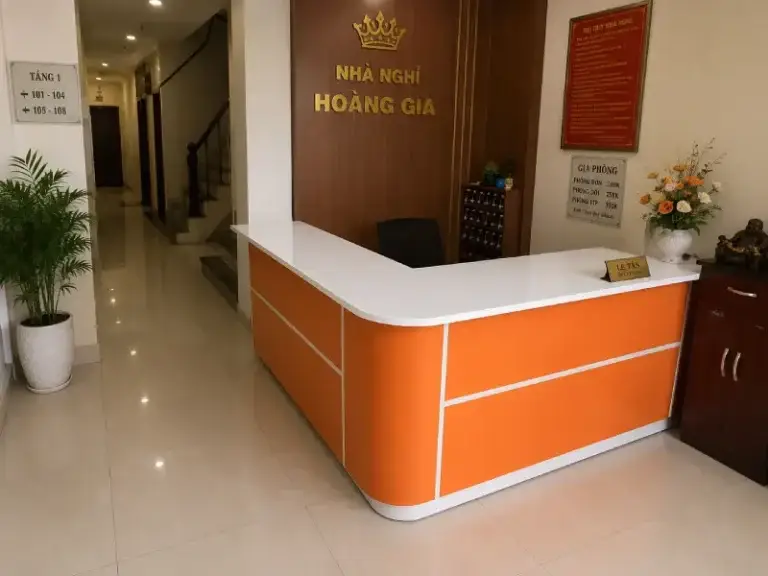 Quầy lễ tân nhà nghỉ nhựa Đài Loan Chin Huei HĐ-QLT05