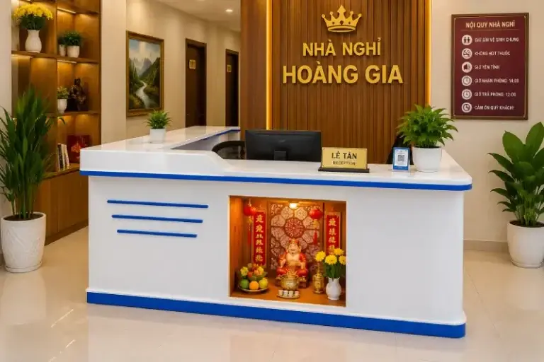 So sánh quầy lễ tân nhựa Đài Loan Chin Huei và Ecoplast/Zukoplast