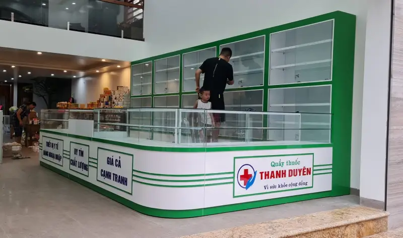 Các kiểu dáng & kích thước tủ thuốc nhựa